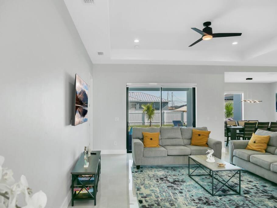 Casa Sevilla, Heated Pool, Sleeps 9, 4B3B كيب كورال المظهر الخارجي الصورة