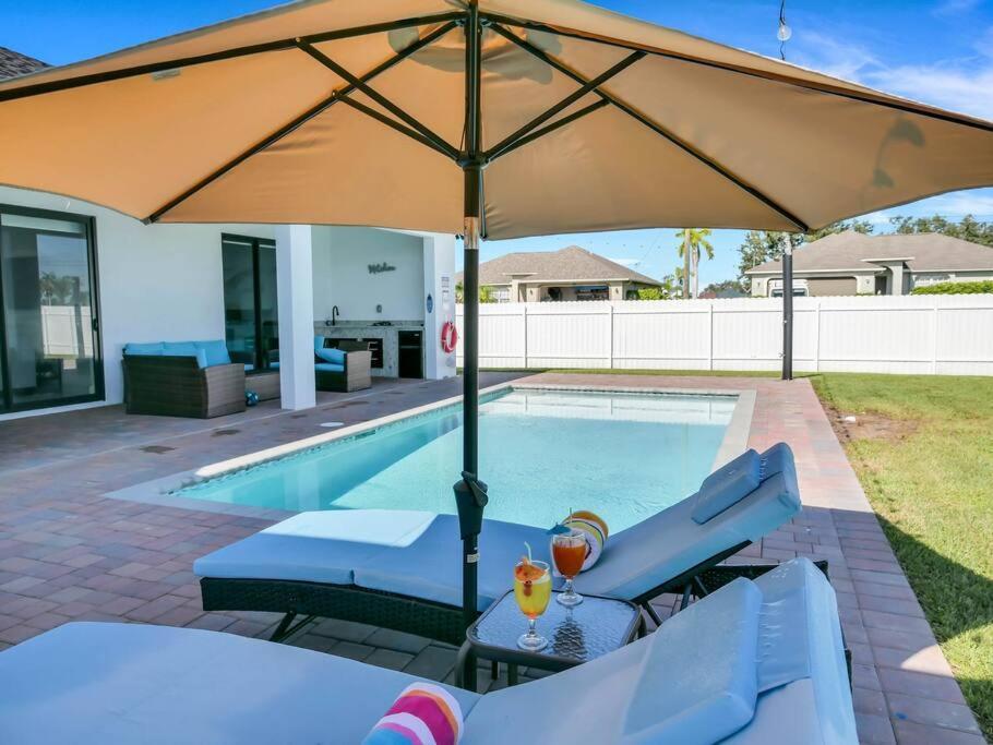 Casa Sevilla, Heated Pool, Sleeps 9, 4B3B كيب كورال المظهر الخارجي الصورة