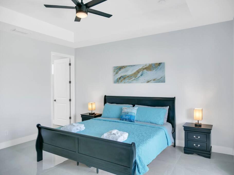 Casa Sevilla, Heated Pool, Sleeps 9, 4B3B كيب كورال المظهر الخارجي الصورة
